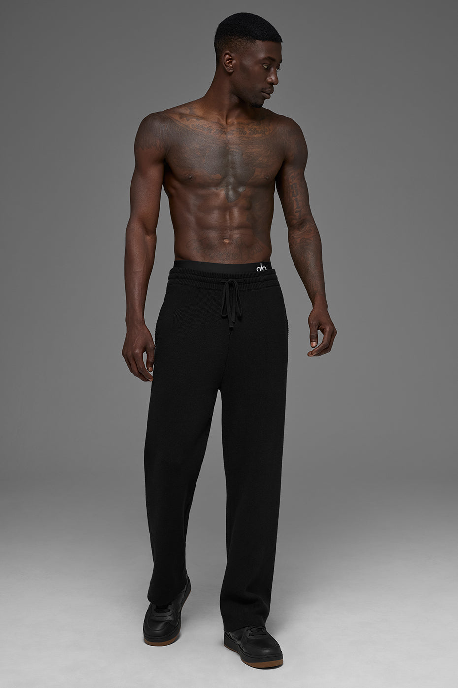 Scholar Straight Leg Sweatpant - Black