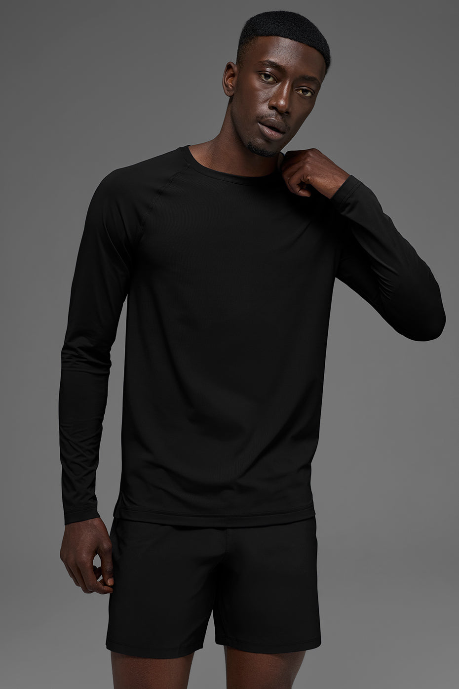 Idol Crewneck Long Sleeve - Black
