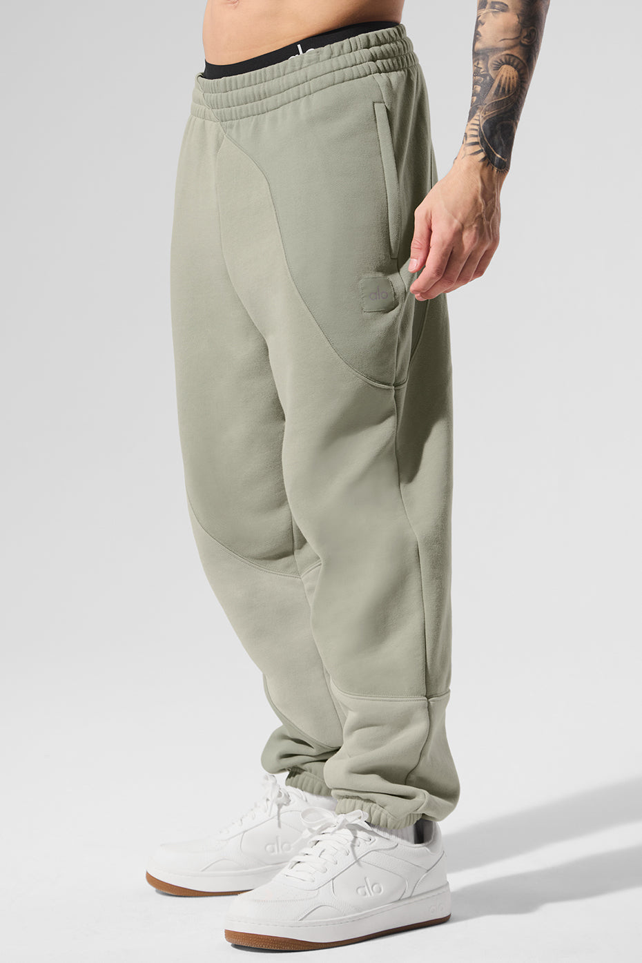 Make Waves Sweatpant - Limestone Tonal